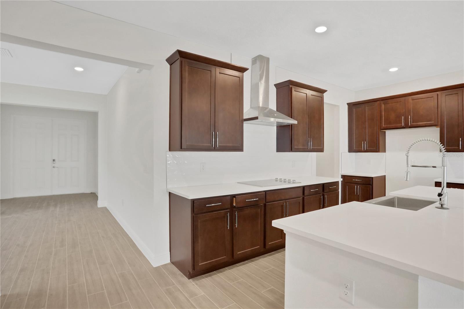 Image 10 of 55 For 7421 Sea Manatee Street