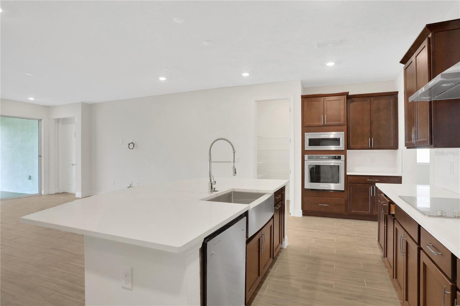 Image 19 of 55 For 7421 Sea Manatee Street