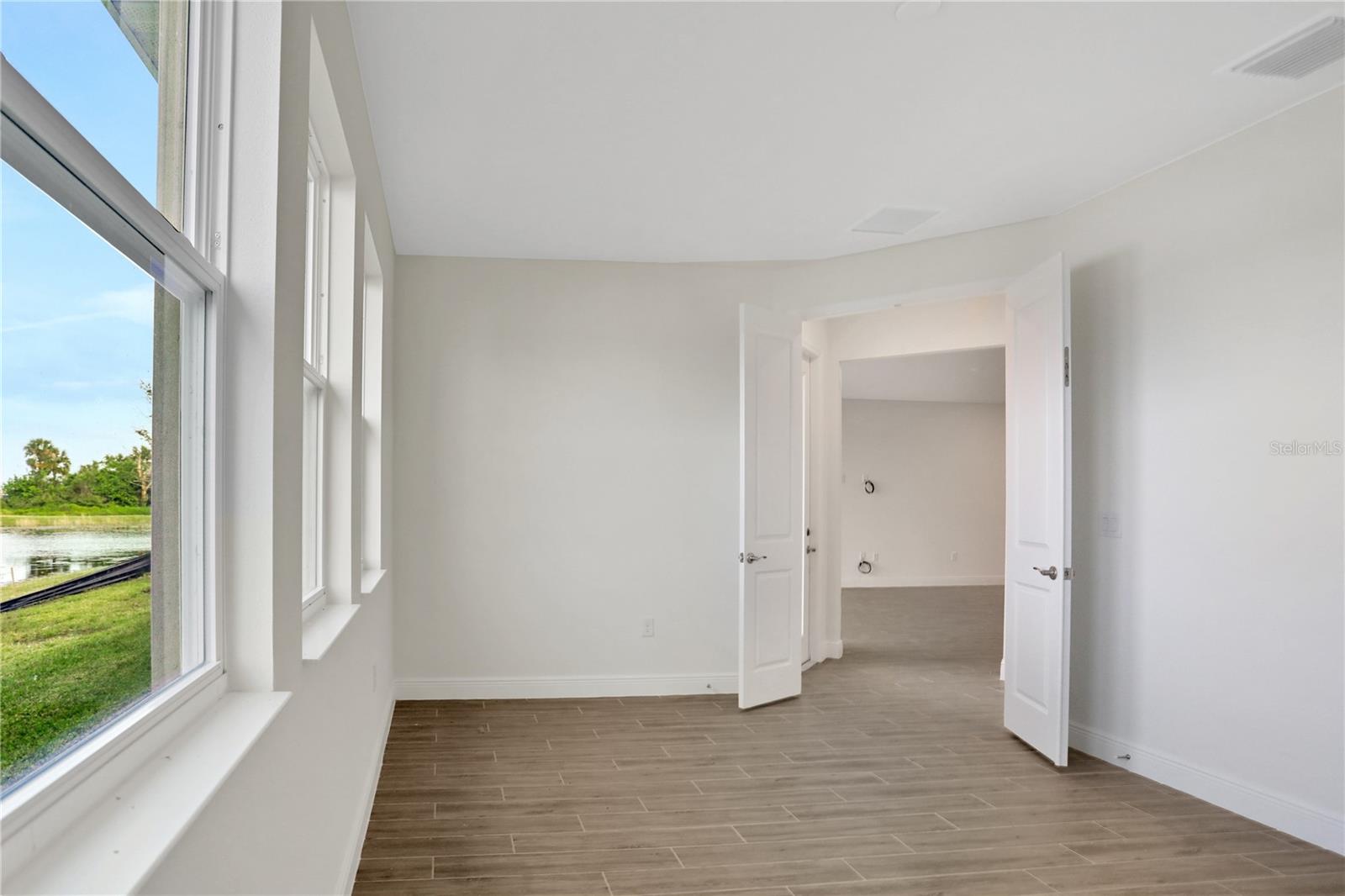 Image 28 of 55 For 7421 Sea Manatee Street