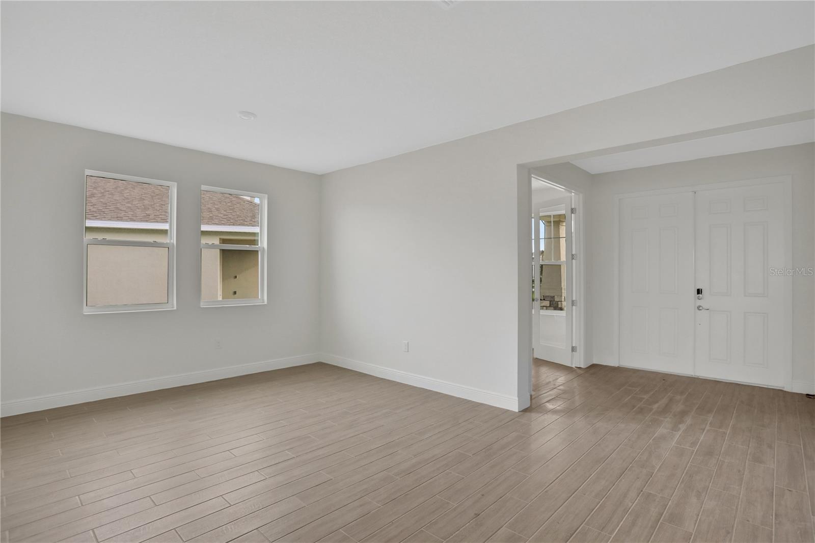 Image 8 of 55 For 7421 Sea Manatee Street