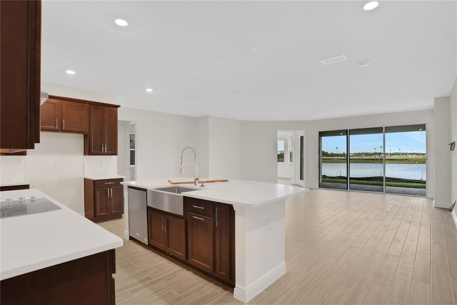 Image 9 of 55 For 7421 Sea Manatee Street