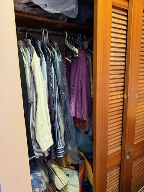 Image 27 of 53 For 1654 East Avenue