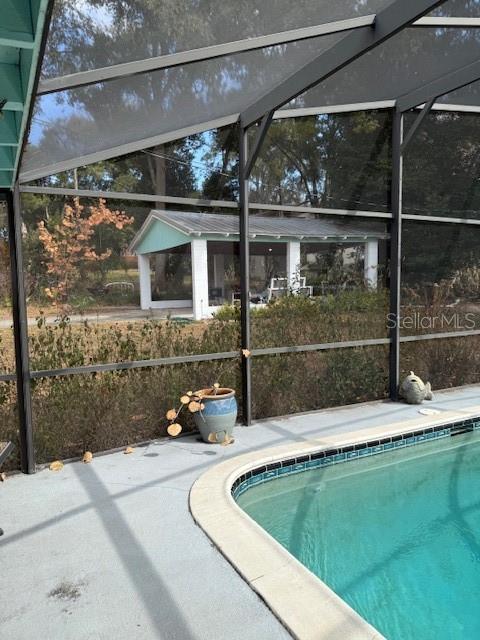 Image 41 of 53 For 1654 East Avenue