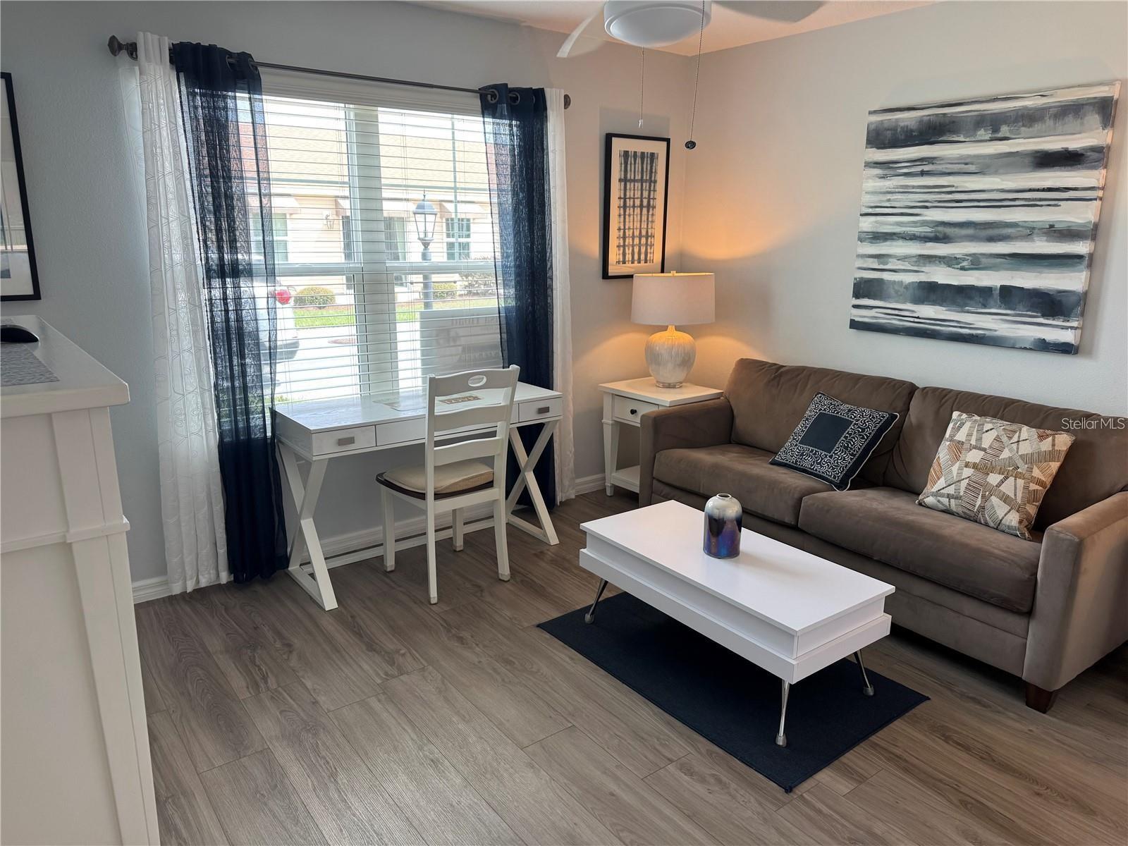 Image 11 of 22 For 2436 Hill Street