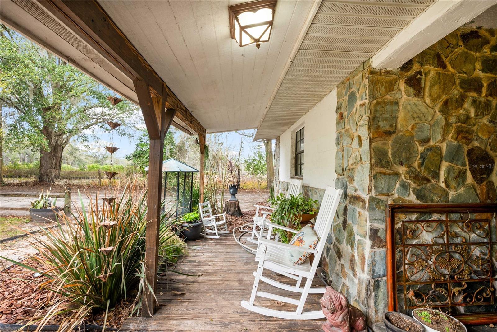 Image 2 of 46 For 12237 Cr 727