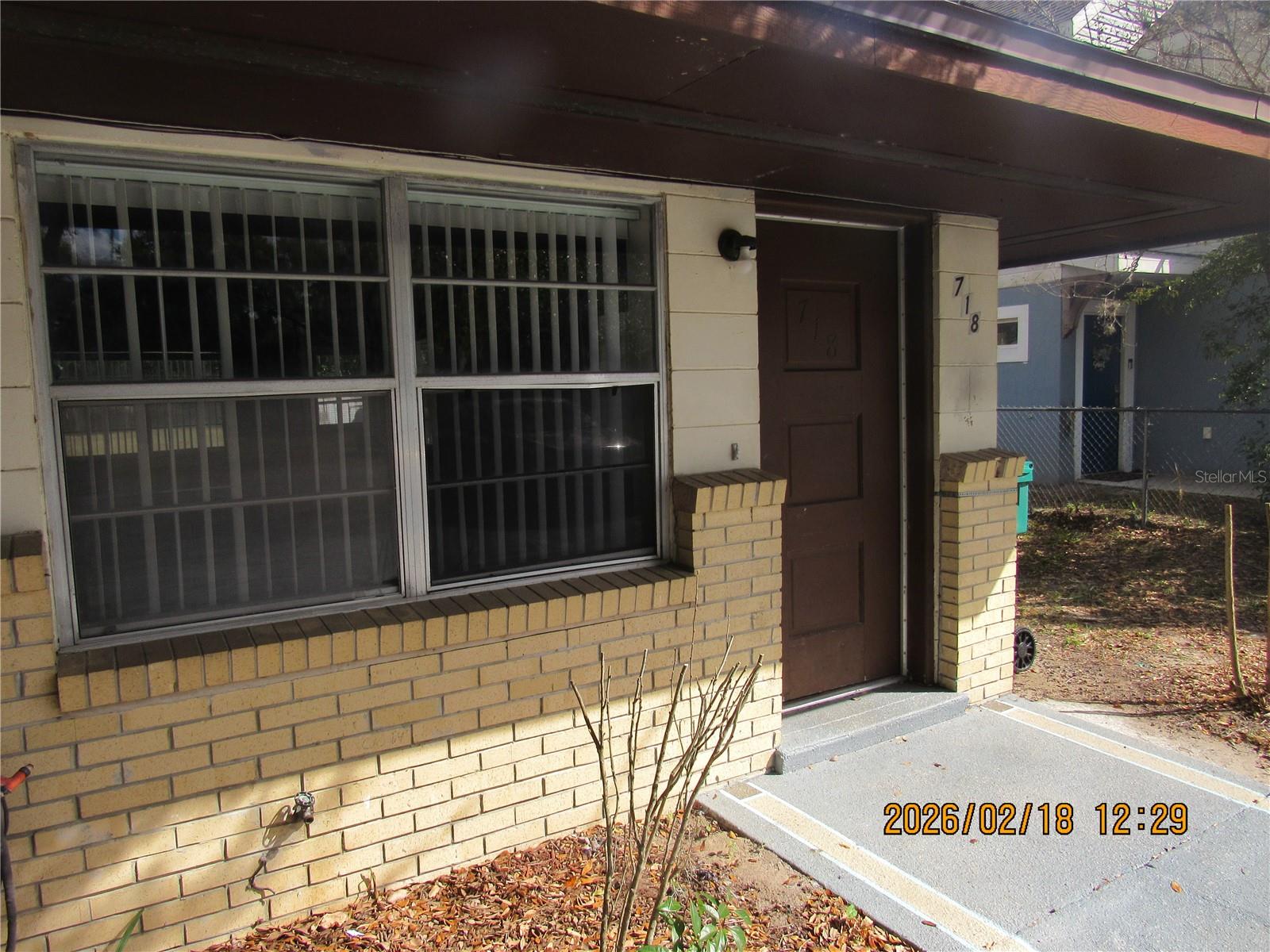 Image 2 of 16 For 720 Warfield Avenue