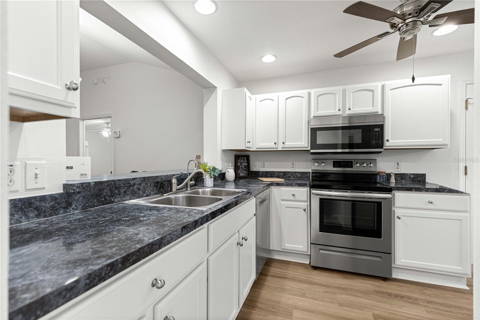 Image 13 of 62 For 1134 Salido Avenue