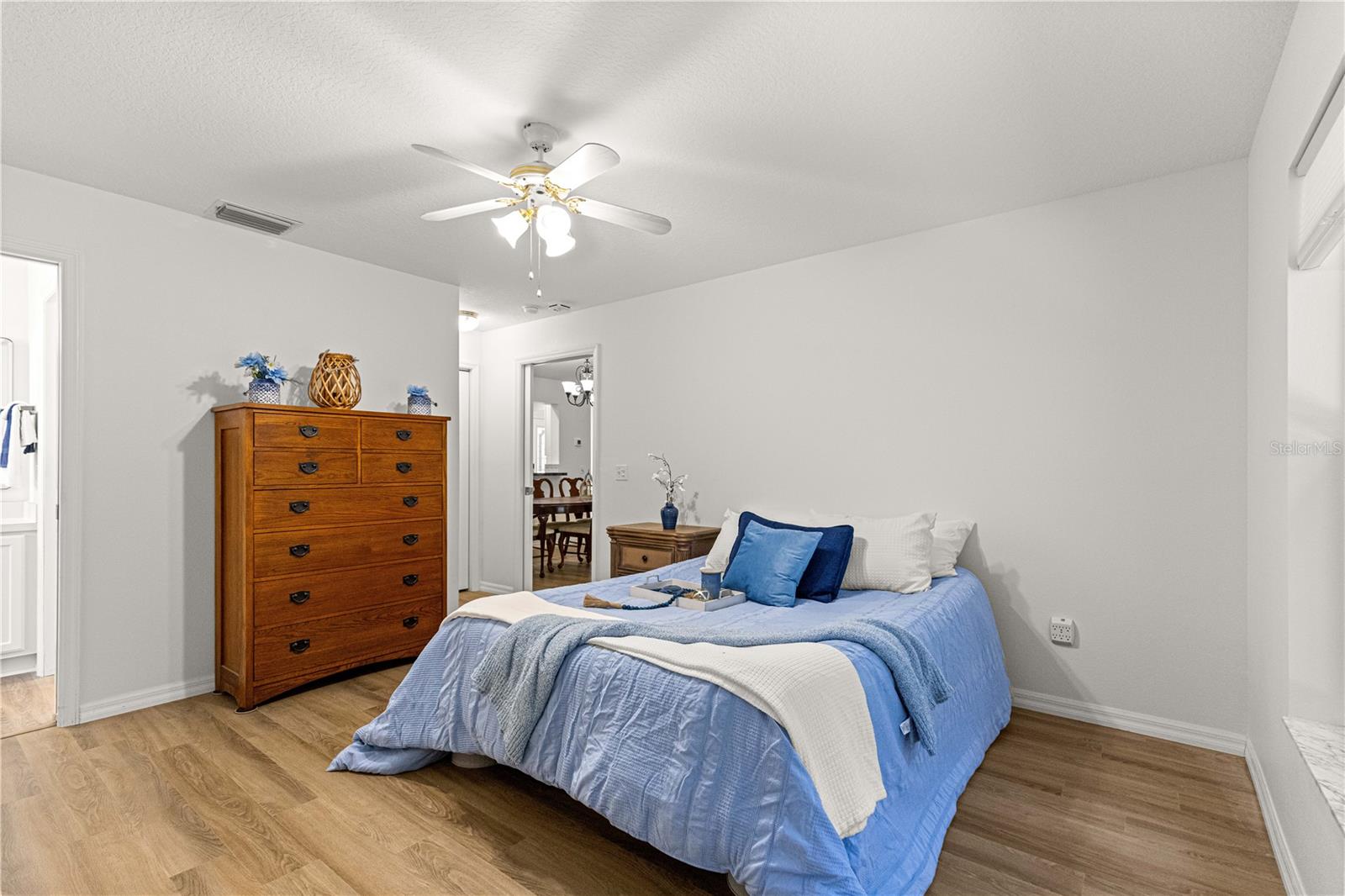 Image 20 of 62 For 1134 Salido Avenue