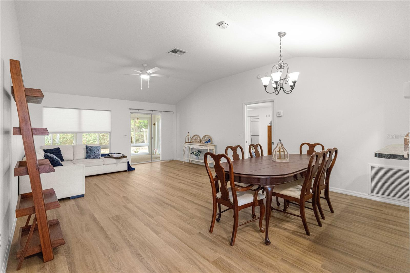 Image 6 of 62 For 1134 Salido Avenue