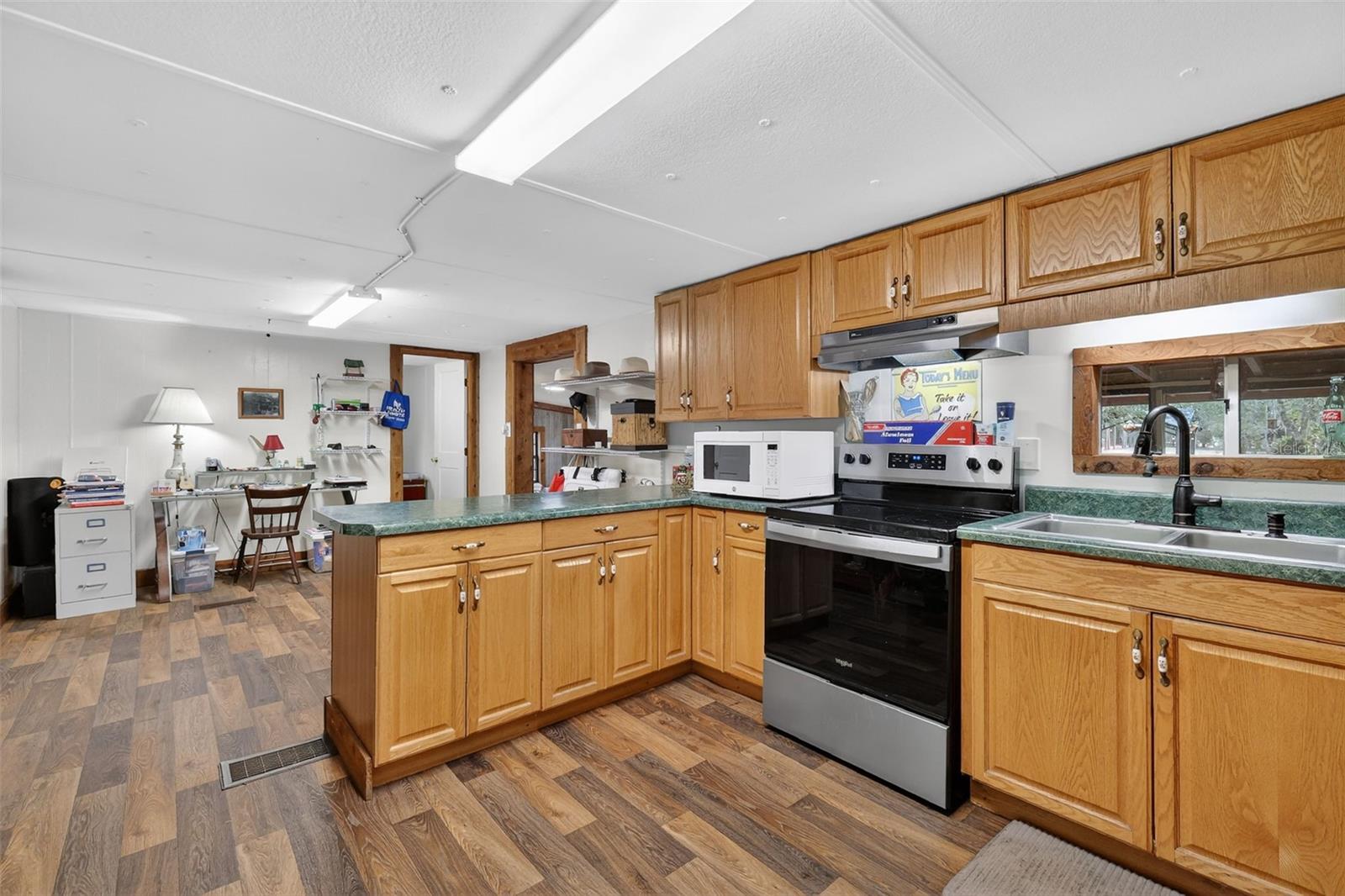 Image 12 of 37 For 40635 Thomas Boat Landing Road