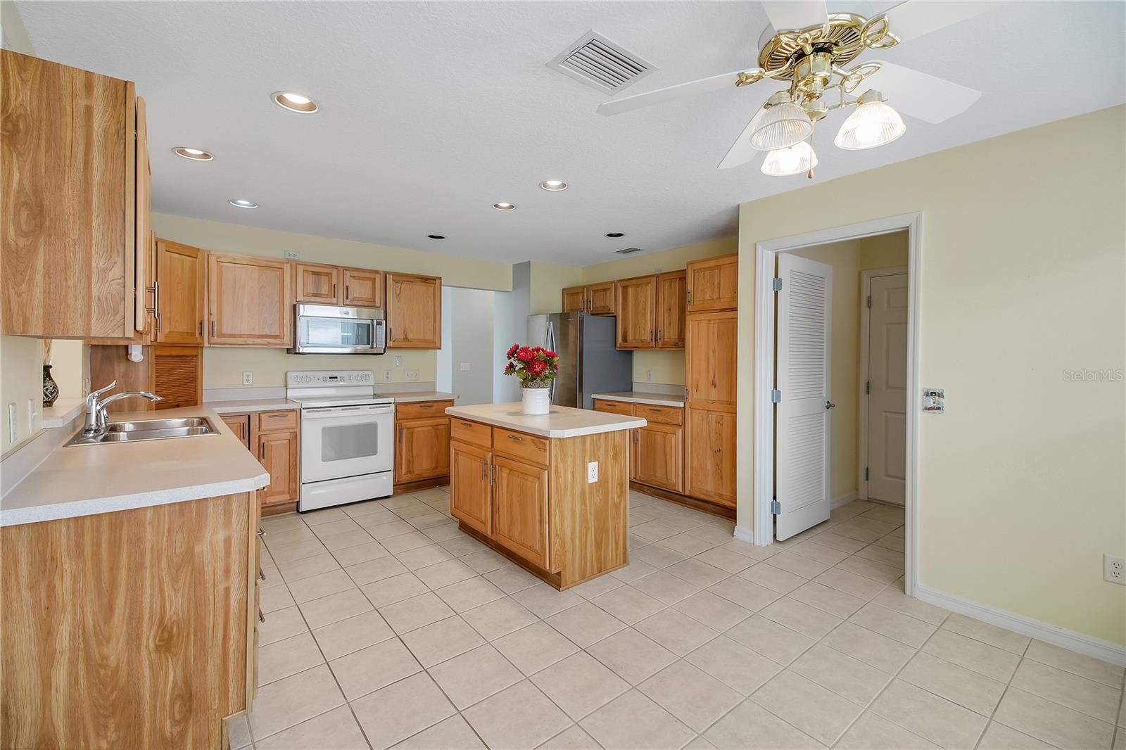 Image 16 of 49 For 17283 94th Coults Circle