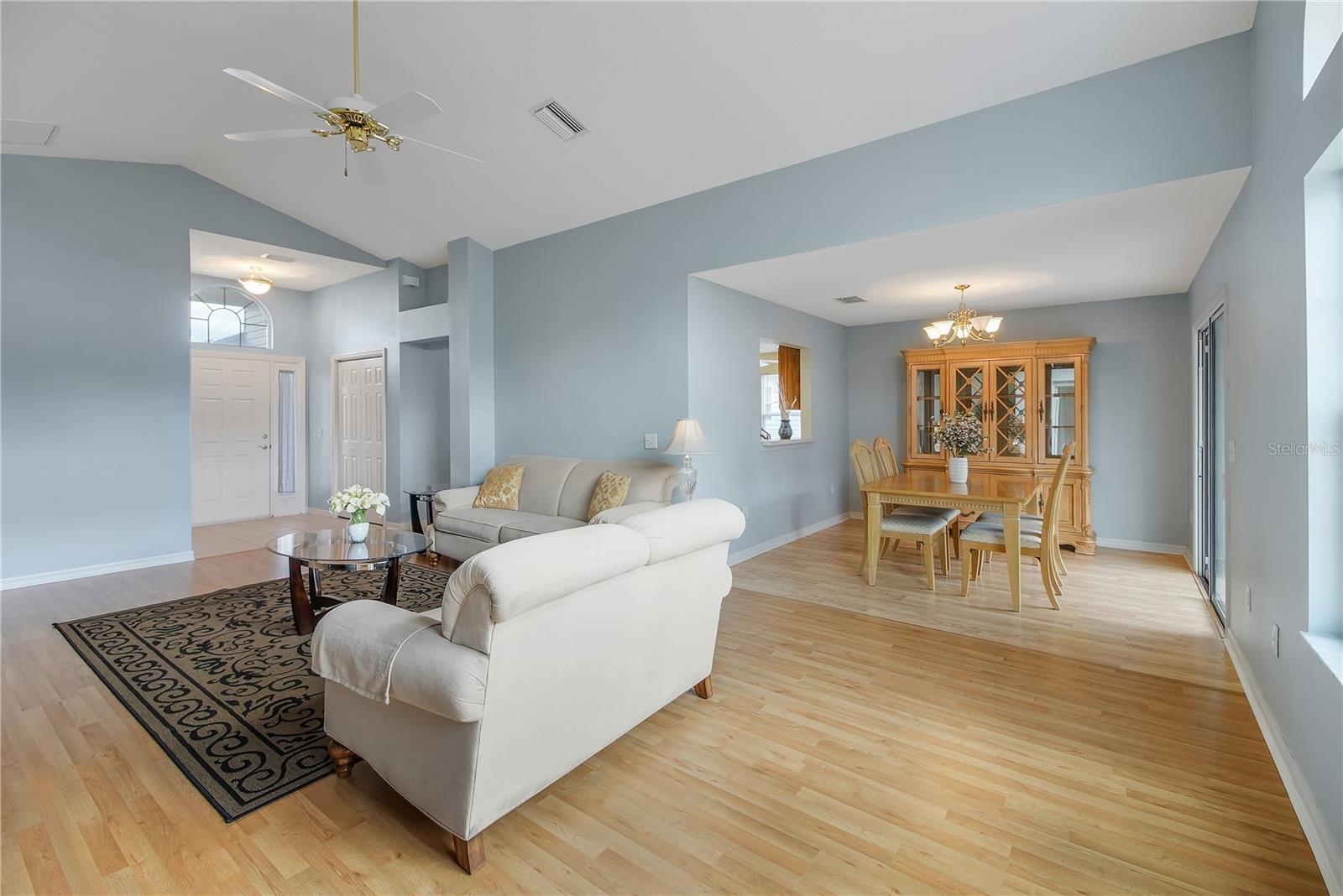 Image 23 of 49 For 17283 94th Coults Circle