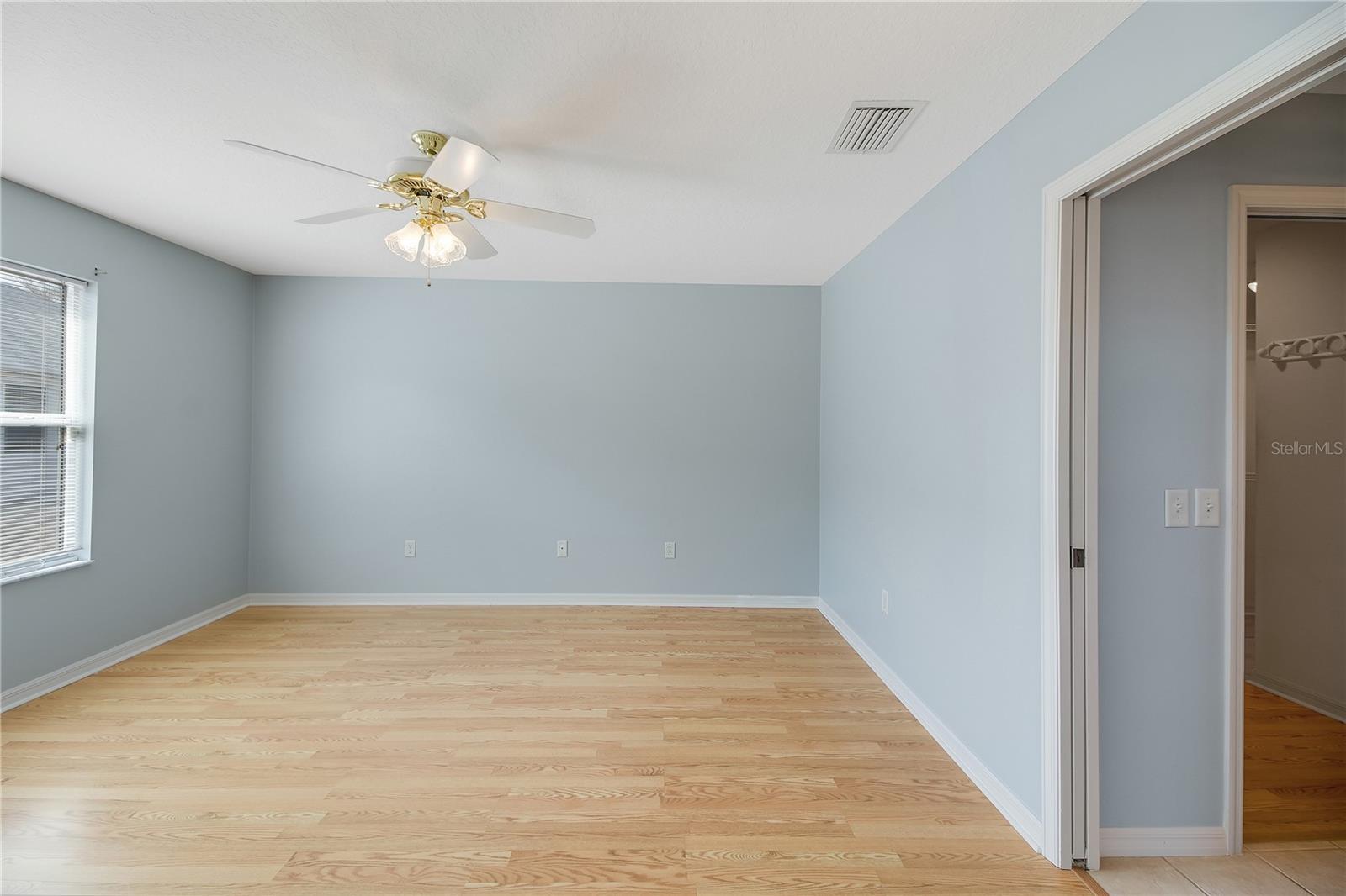 Image 36 of 49 For 17283 94th Coults Circle