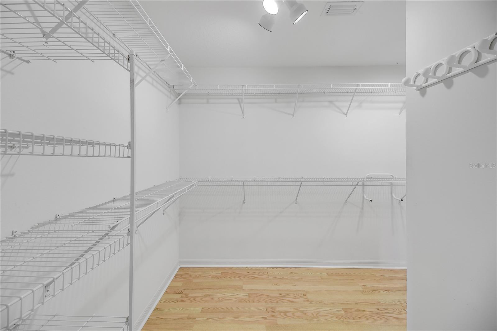 Image 37 of 49 For 17283 94th Coults Circle