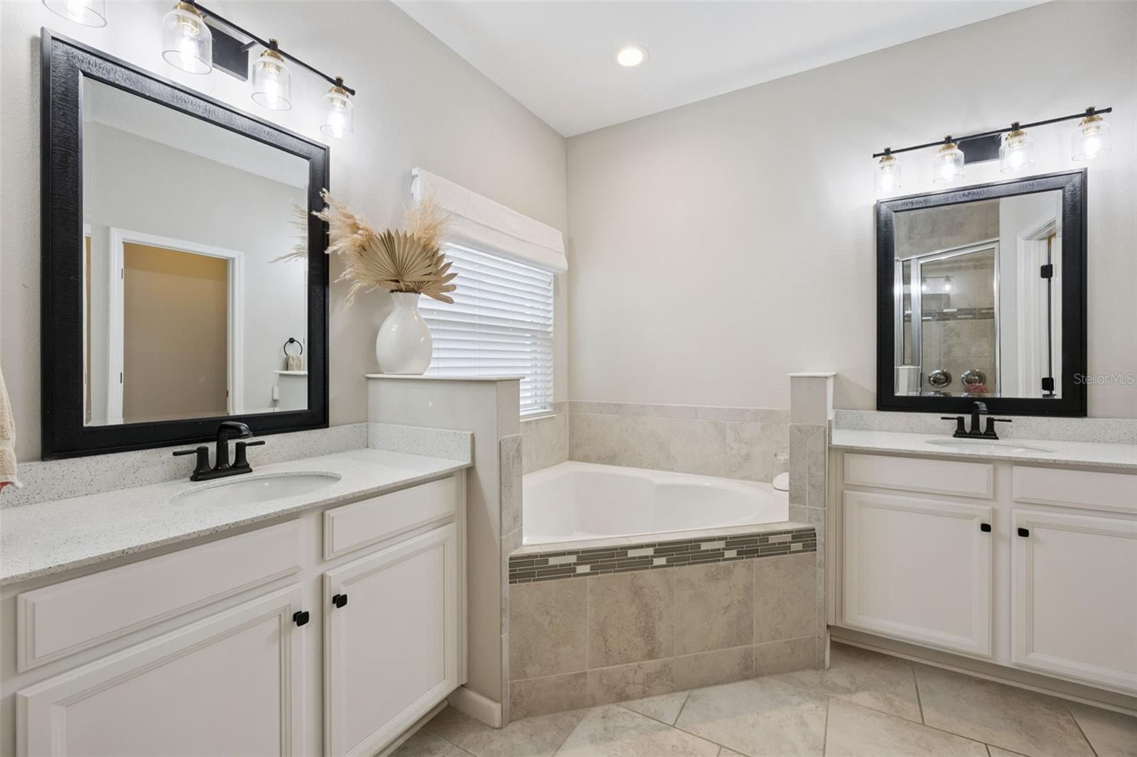 Image 23 of 67 For 2532 Cavender Creek Road