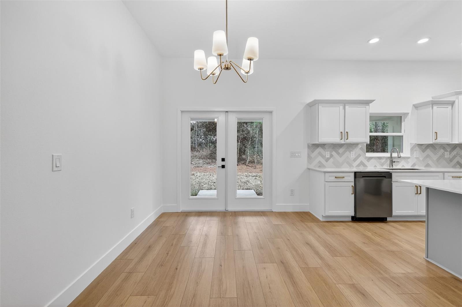 Image 16 of 32 For 1511 County Road 243a