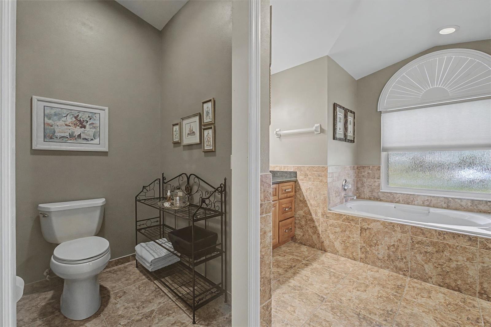 Image 17 of 29 For 4532 River Ridge Drive