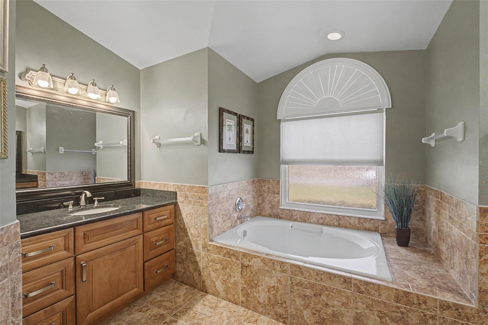 Image 18 of 29 For 4532 River Ridge Drive