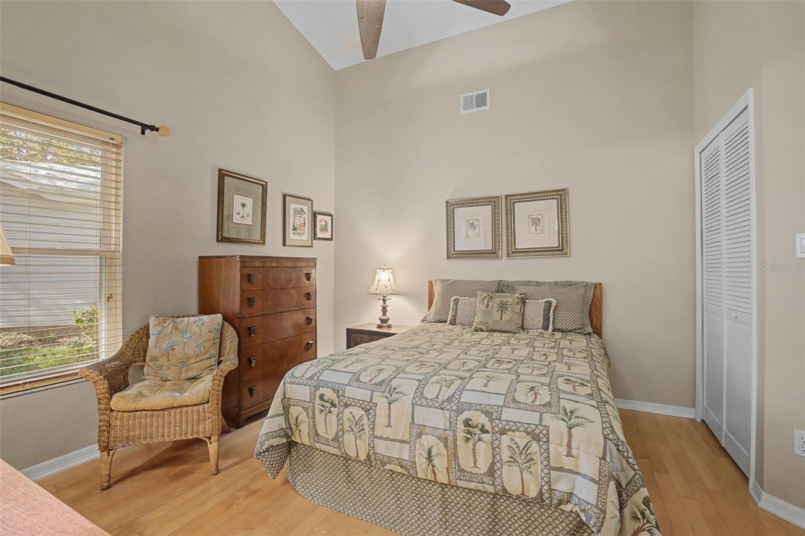 Image 19 of 29 For 4532 River Ridge Drive