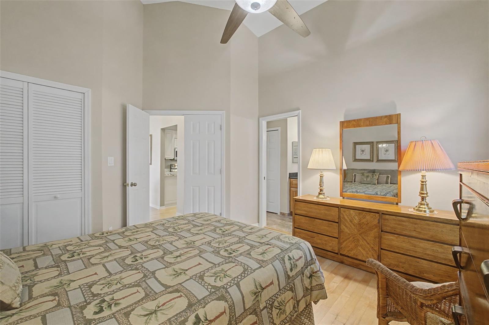 Image 20 of 29 For 4532 River Ridge Drive