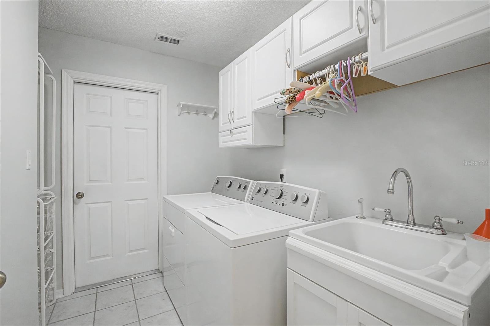 Image 24 of 29 For 4532 River Ridge Drive