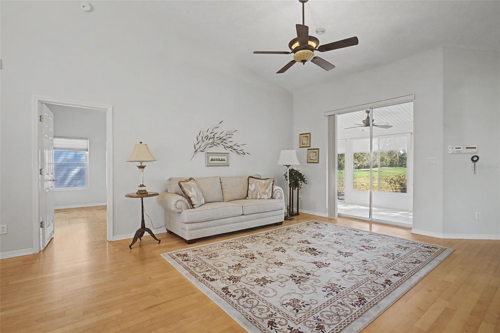 Image 7 of 29 For 4532 River Ridge Drive