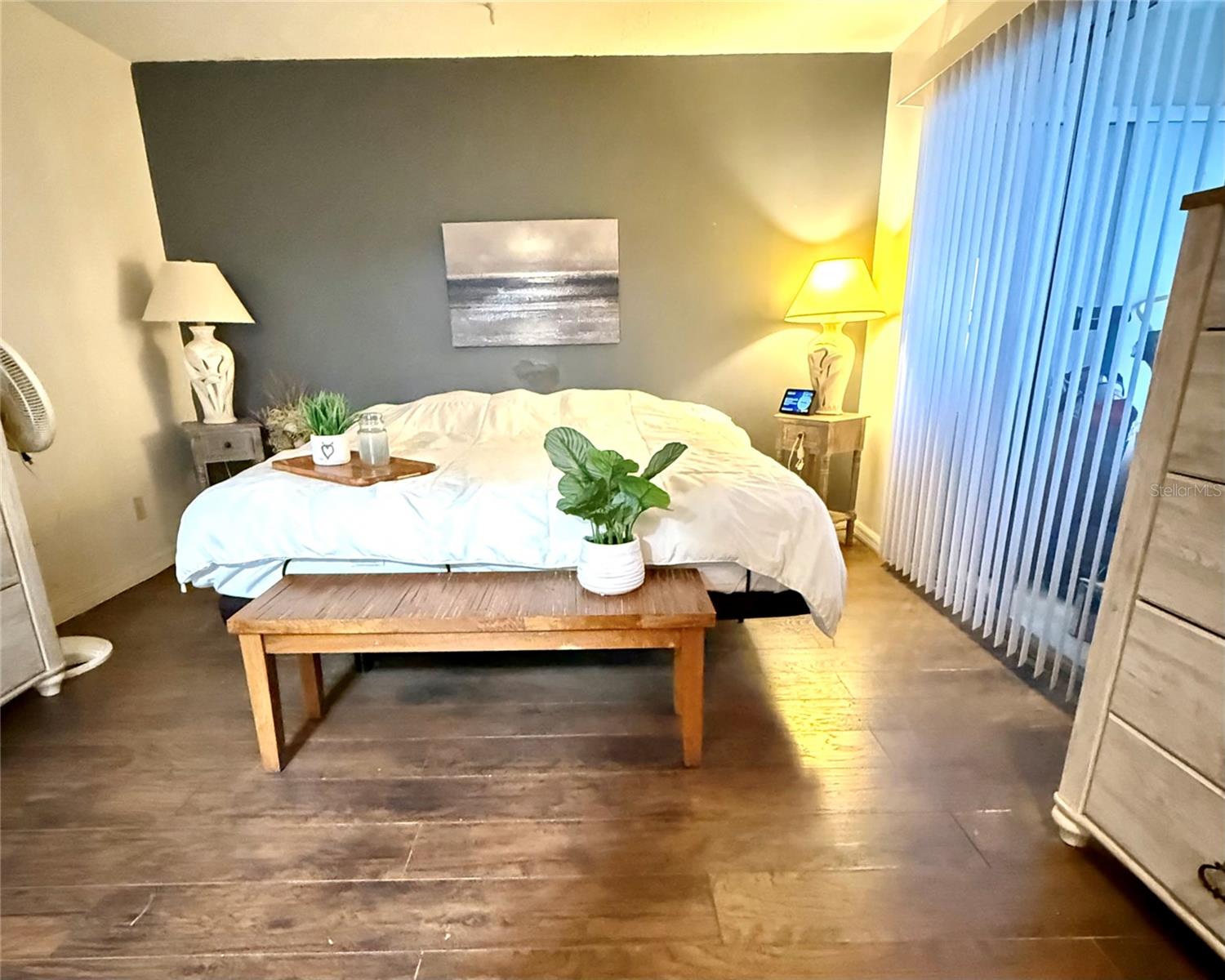 Image 19 of 28 For 1100 Martinique Drive 105