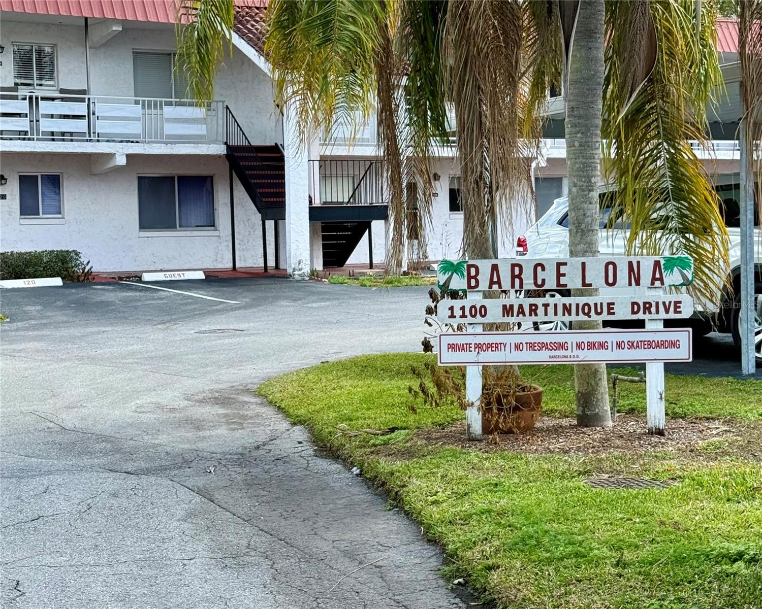 Image 27 of 28 For 1100 Martinique Drive 105