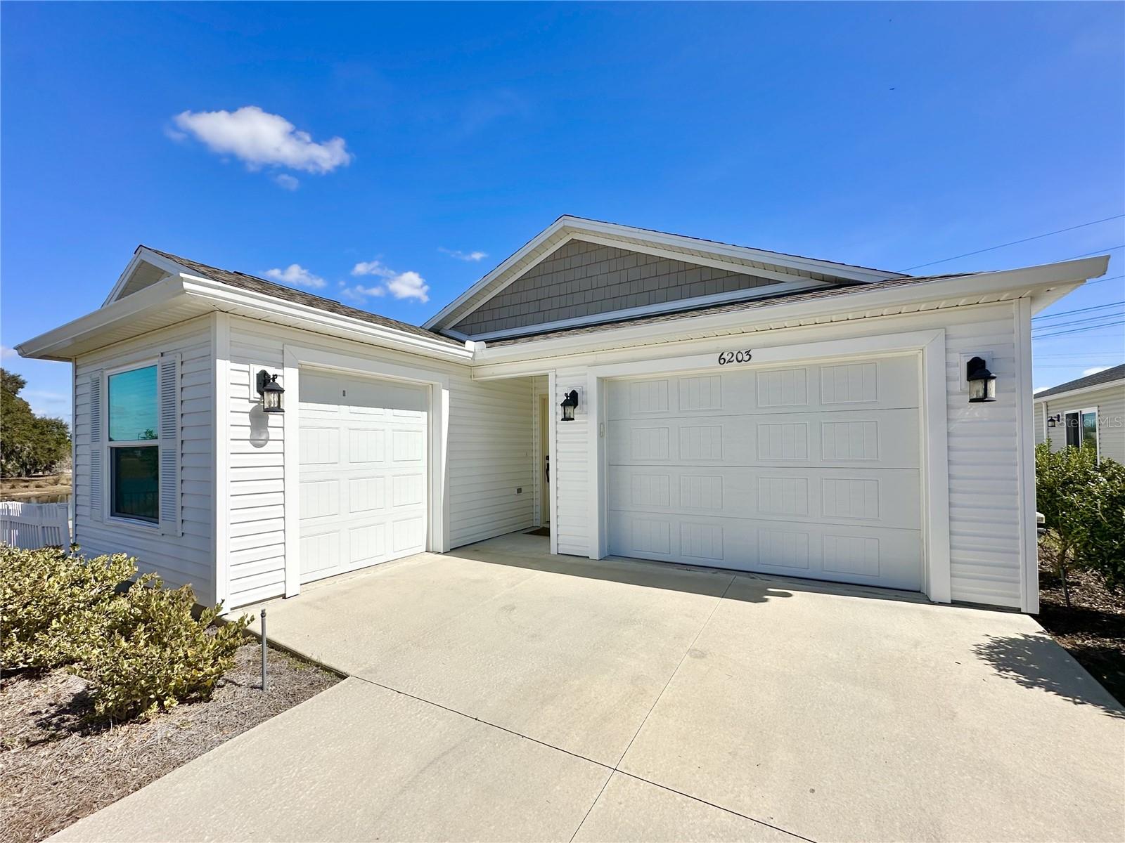 Image 5 of 34 For 6203 Milagros Court