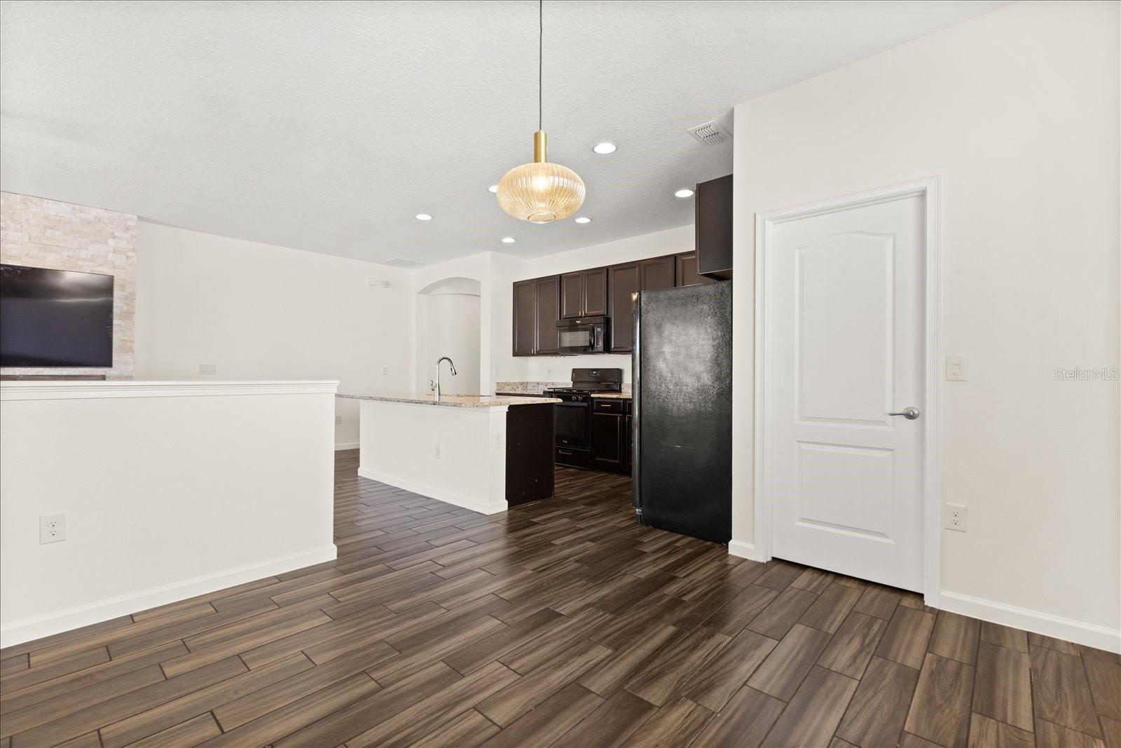 Image 11 of 34 For 2283 Sabastian Street