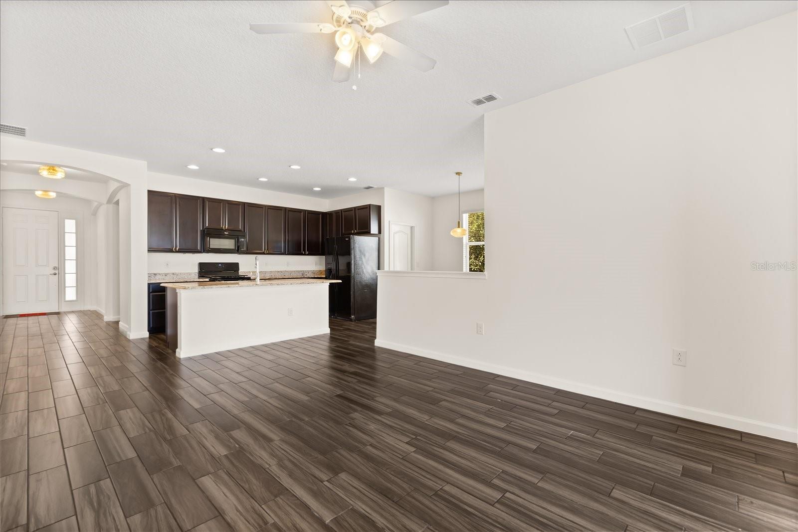 Image 4 of 34 For 2283 Sabastian Street