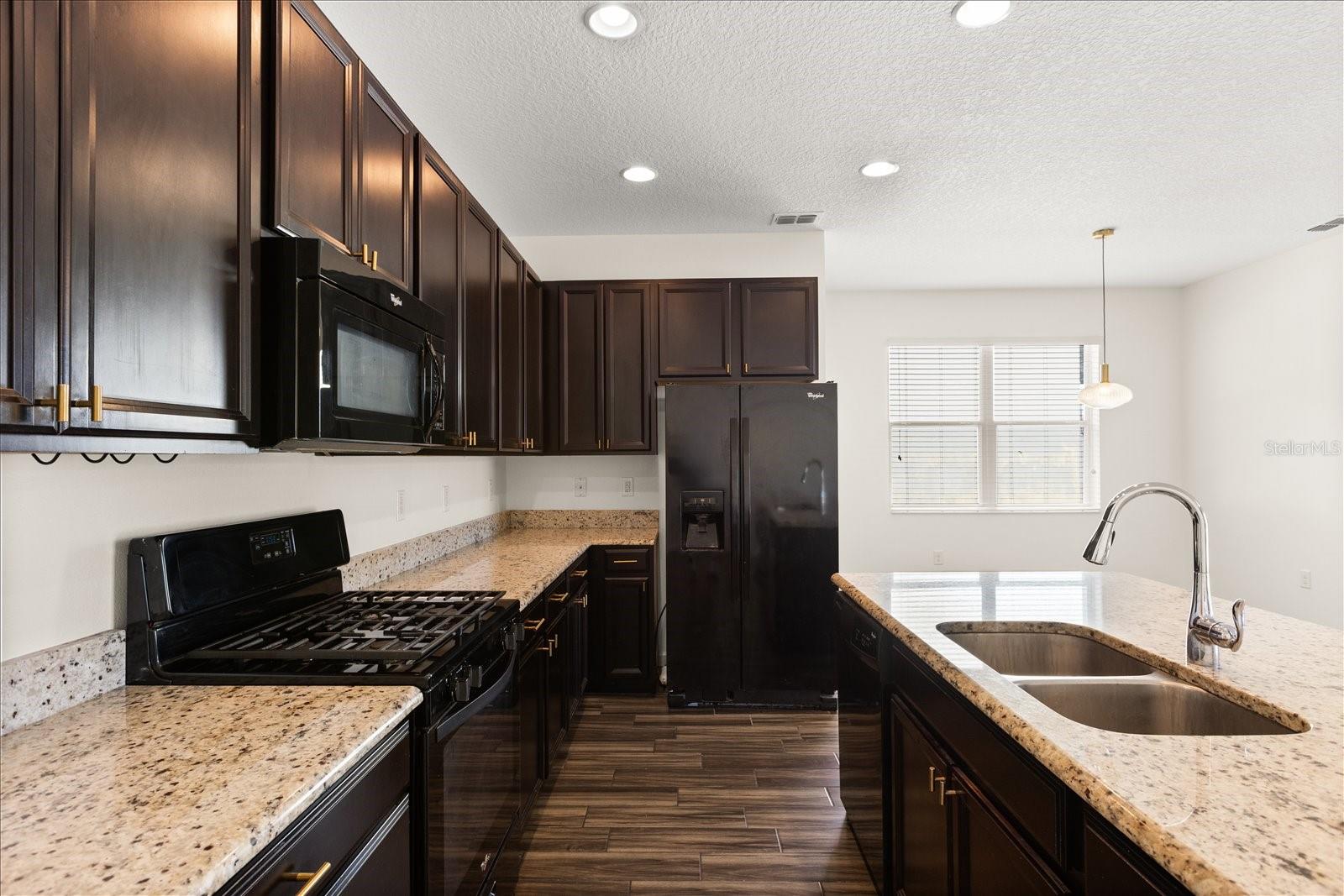 Image 8 of 34 For 2283 Sabastian Street