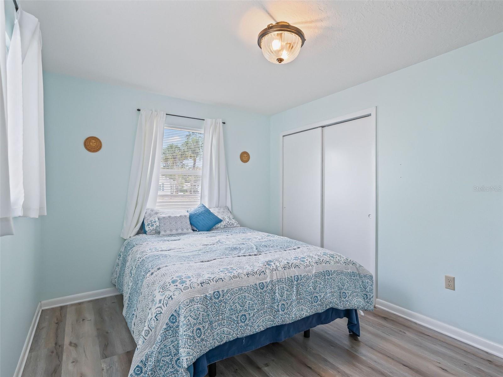 Image 28 of 49 For 1605 Selkirk Drive