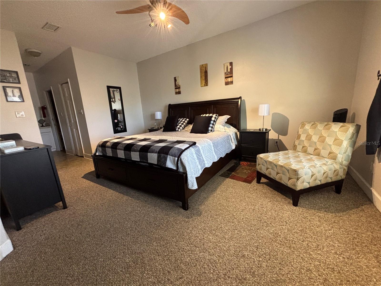 Image 12 of 22 For 8838 Coral Palms Court B