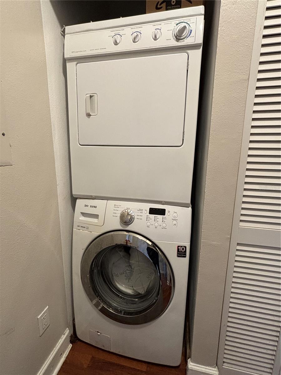 Image 9 of 22 For 8838 Coral Palms Court B