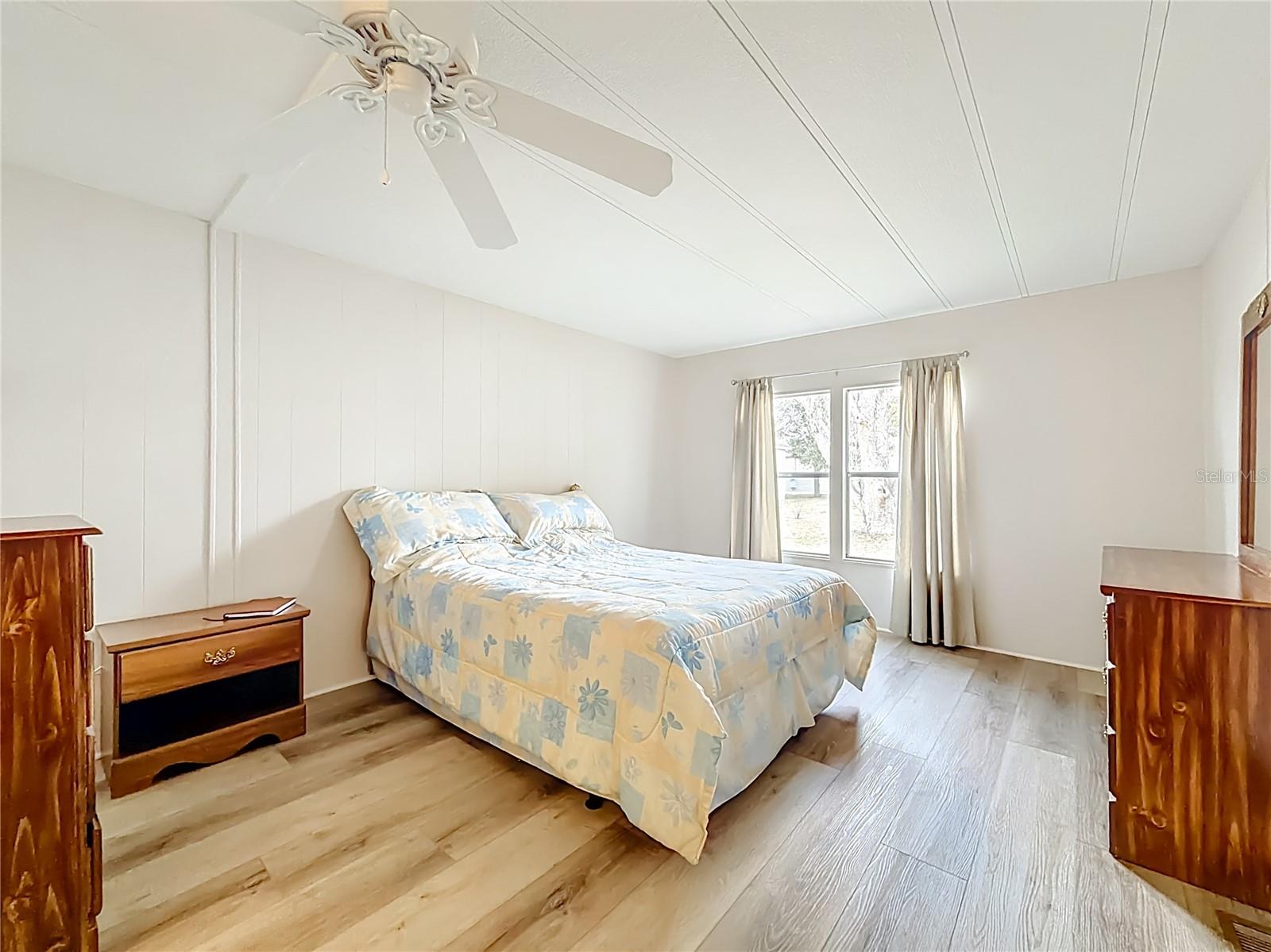 Image 14 of 28 For 741 Royal Palm Avenue