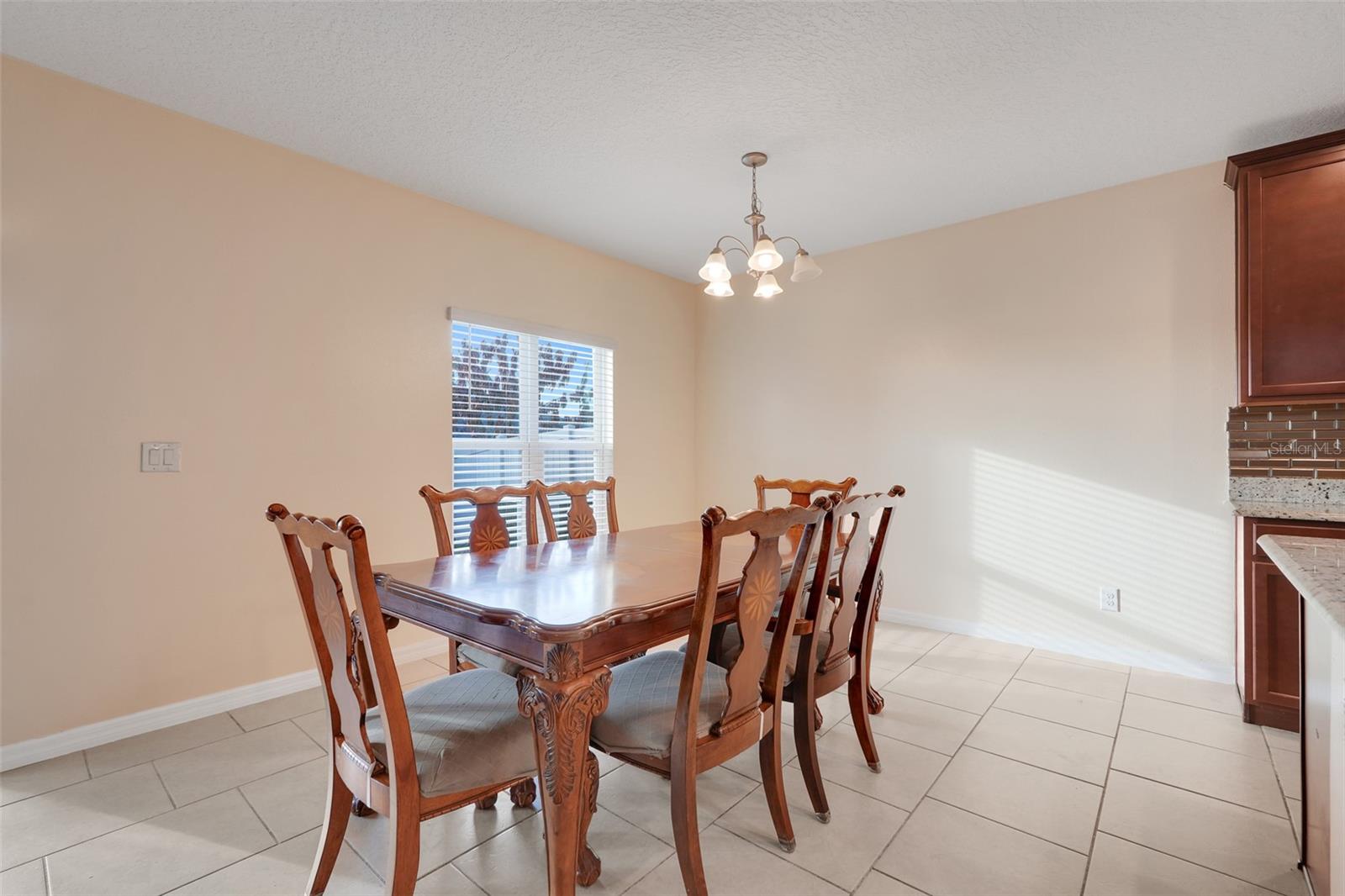 Image 16 of 31 For 9792 Kinmore Drive