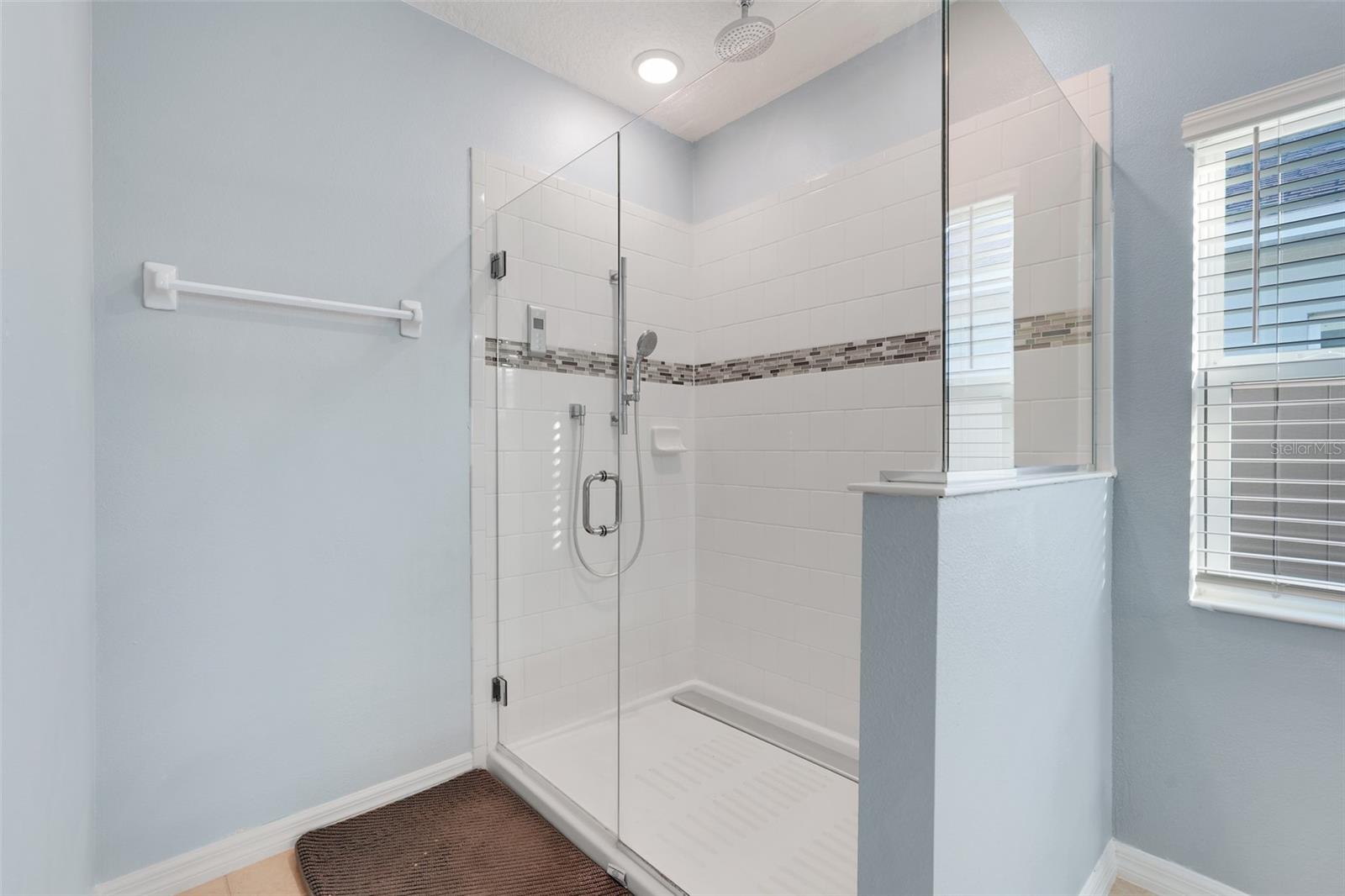 Image 21 of 31 For 9792 Kinmore Drive