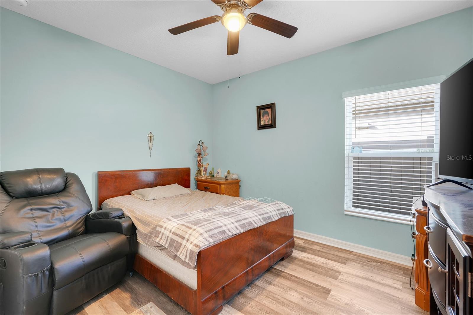 Image 27 of 31 For 9792 Kinmore Drive