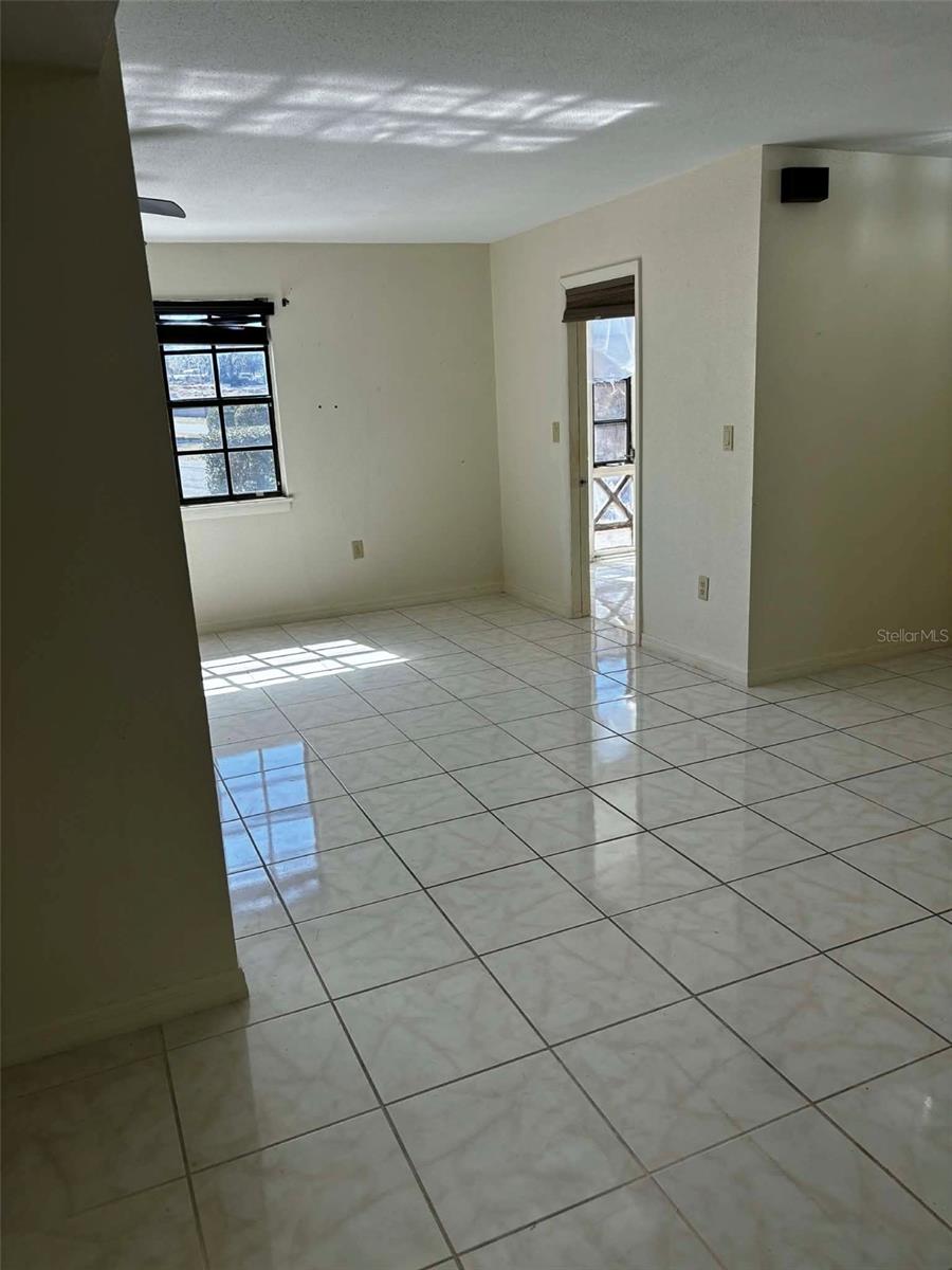 Image 10 of 19 For 500 Newell Hill Road 101a