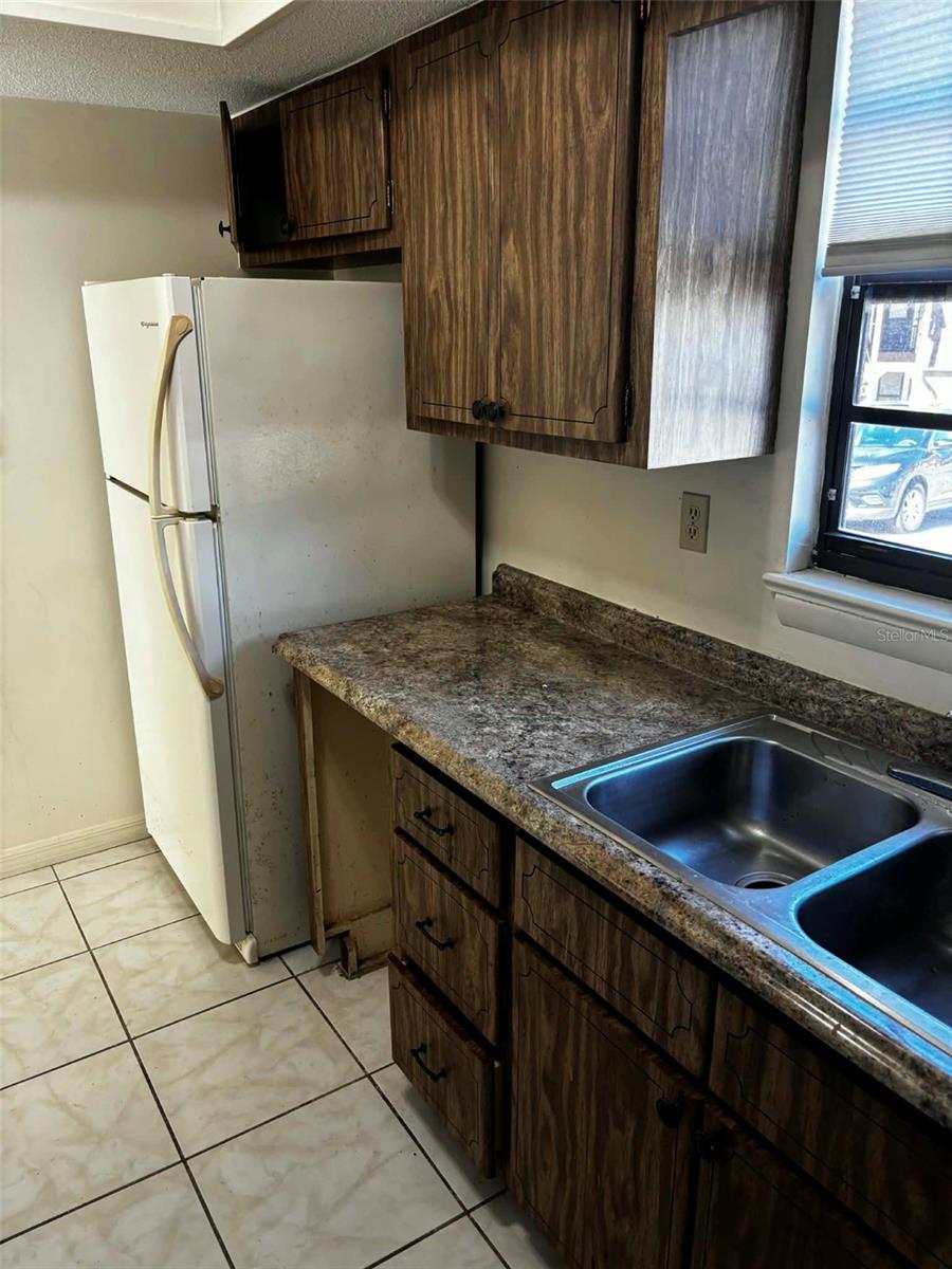 Image 2 of 19 For 500 Newell Hill Road 101a