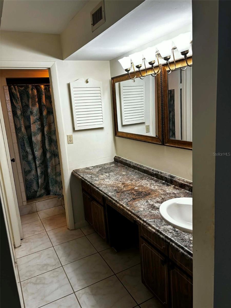 Image 9 of 19 For 500 Newell Hill Road 101a