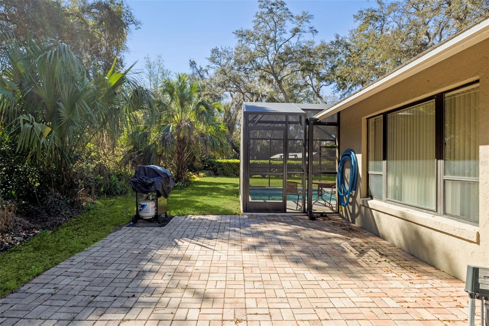 Image 33 of 42 For 33004 Joel Court