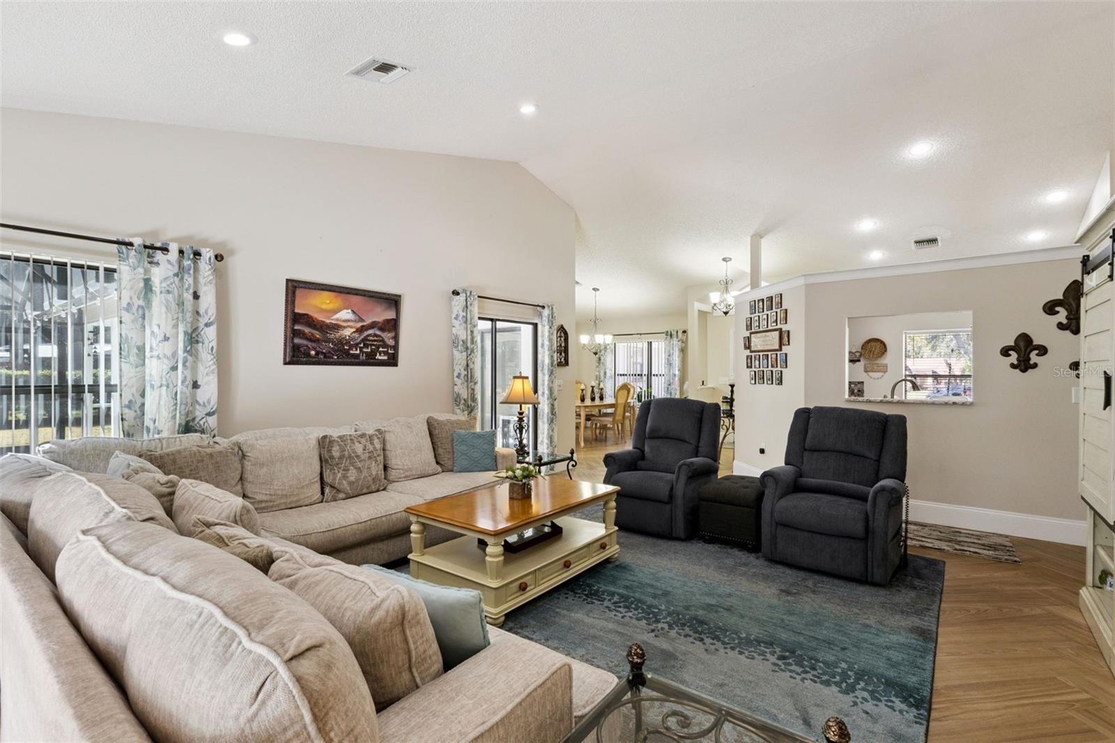 Image 7 of 42 For 33004 Joel Court