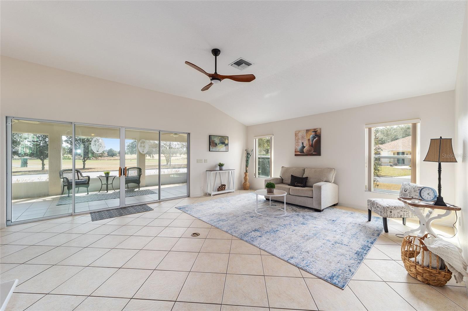 Image 10 of 50 For 8761 168th Kittredge Loop