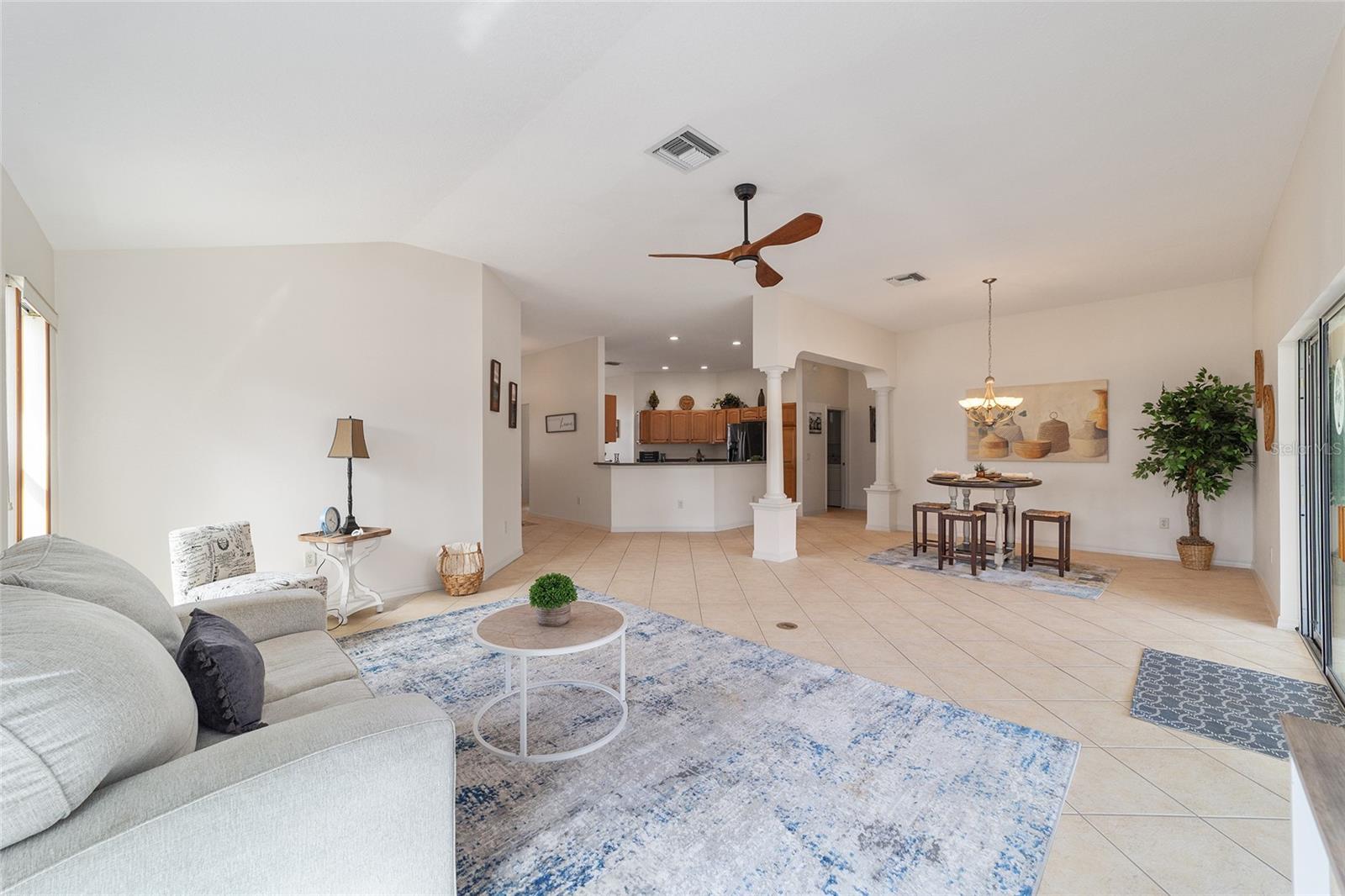 Image 13 of 50 For 8761 168th Kittredge Loop