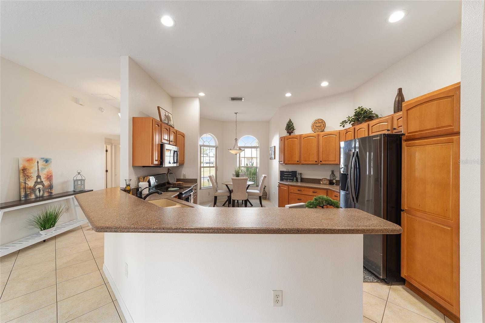 Image 19 of 50 For 8761 168th Kittredge Loop