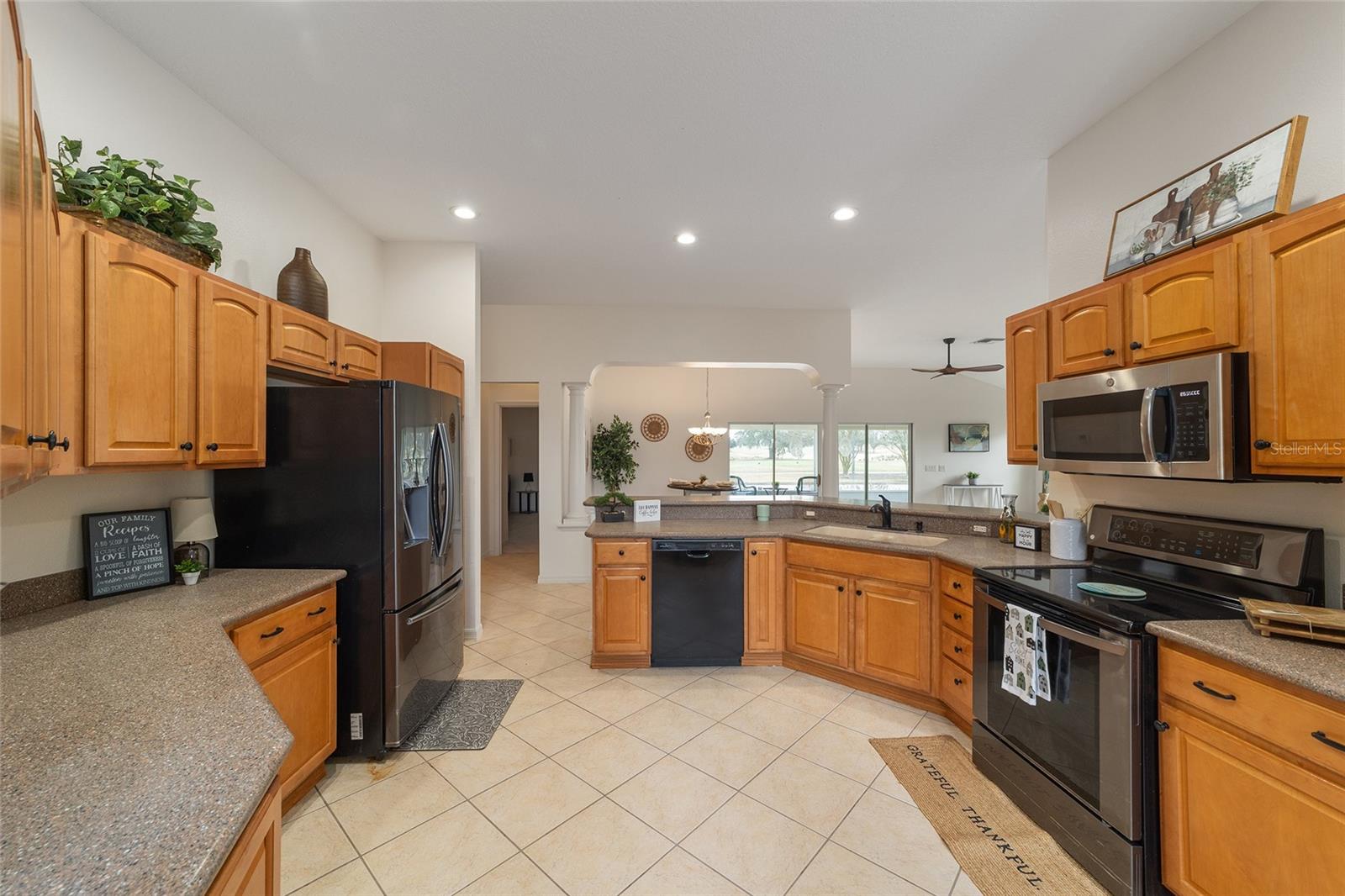 Image 24 of 50 For 8761 168th Kittredge Loop