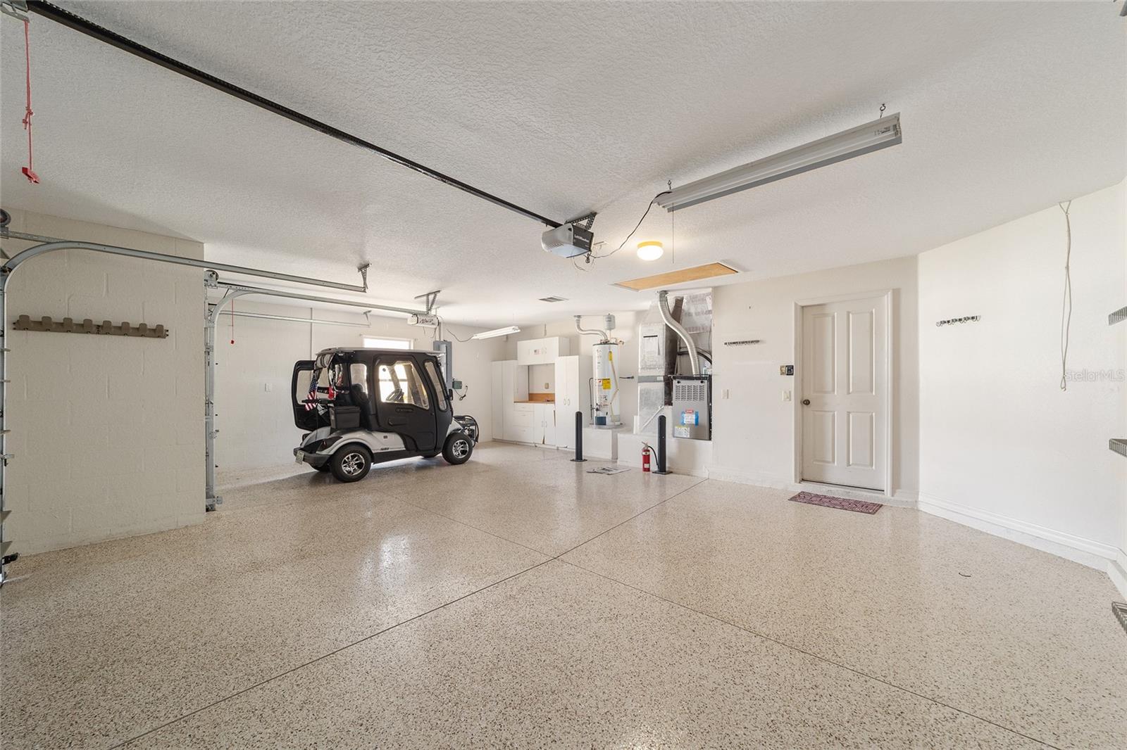 Image 40 of 50 For 8761 168th Kittredge Loop