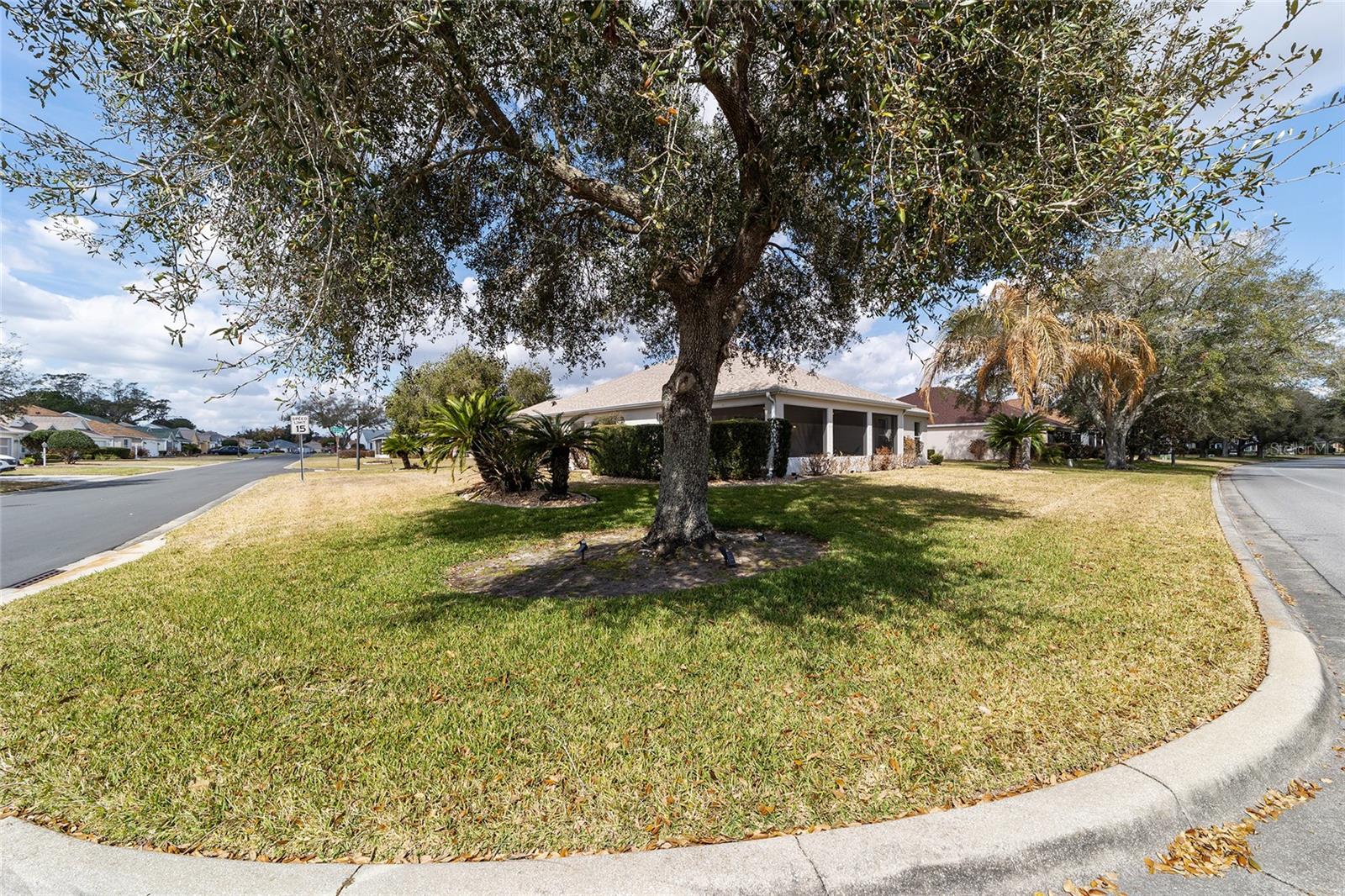 Image 47 of 50 For 8761 168th Kittredge Loop